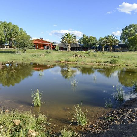 Auas Safari Lodge Falena Eksteriør billede