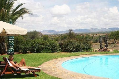 Auas Safari Lodge Falena Eksteriør billede