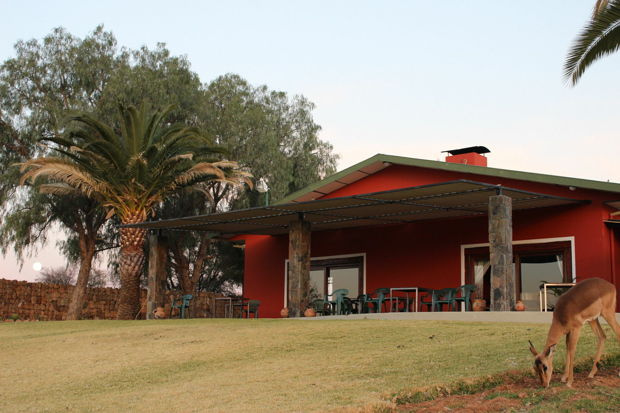 Auas Safari Lodge Falena Eksteriør billede